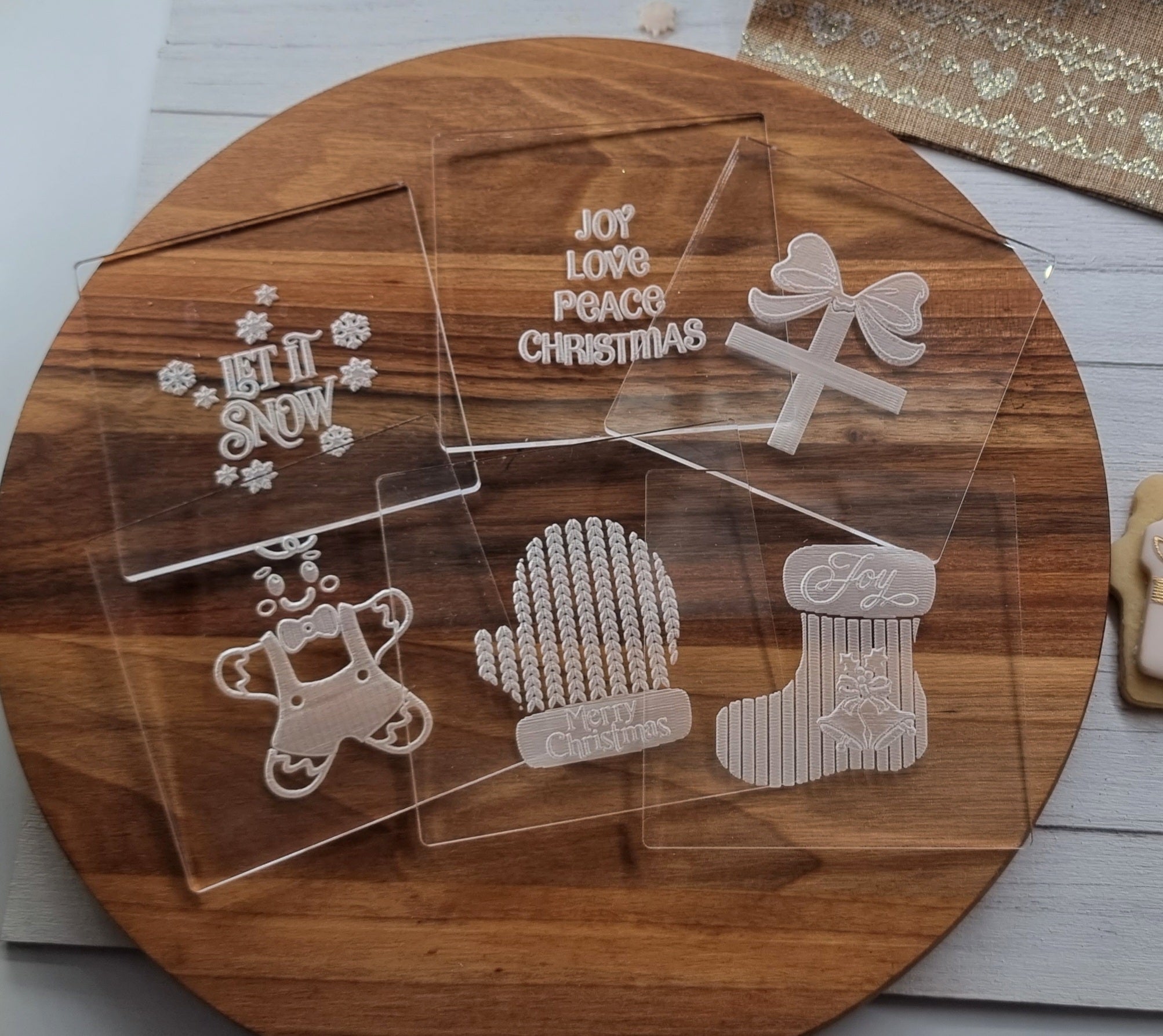 6 pcs Christmas Embosser plus Cookie Cutter set|Designer Fondant Embosser Stamp